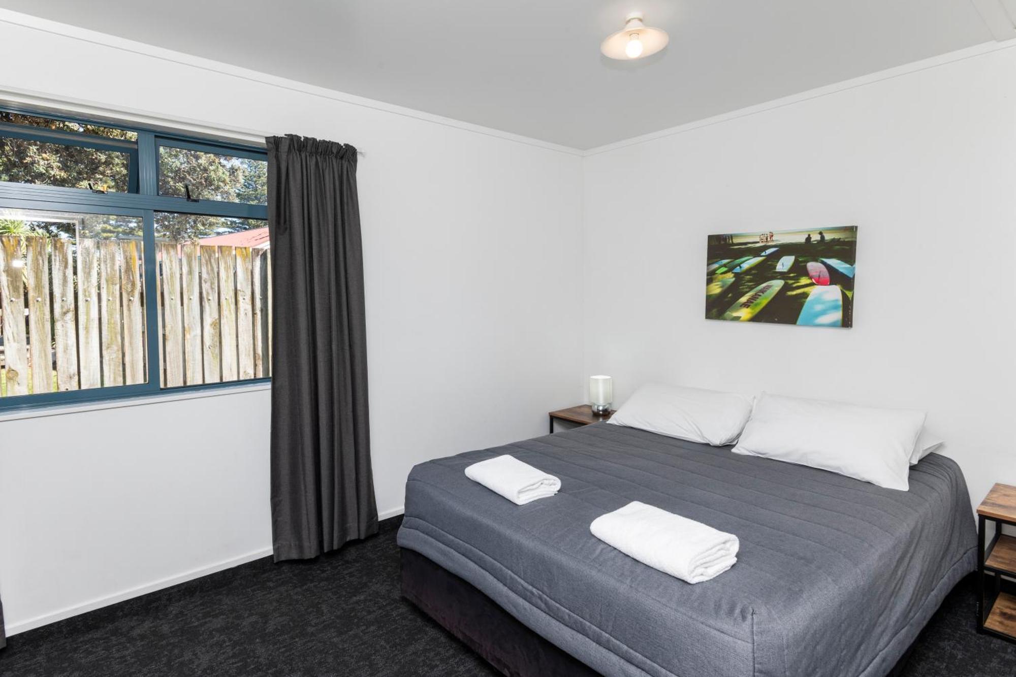 Waikanae Beach Top 10 Holiday Park Gisborne Exterior photo